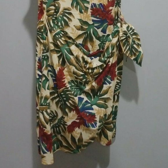 Hilo Hattie Hawaiian Red Ginger Faux Wrap Dress - Picture 4 of 12